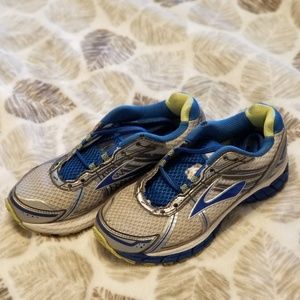Brooks GTS 15